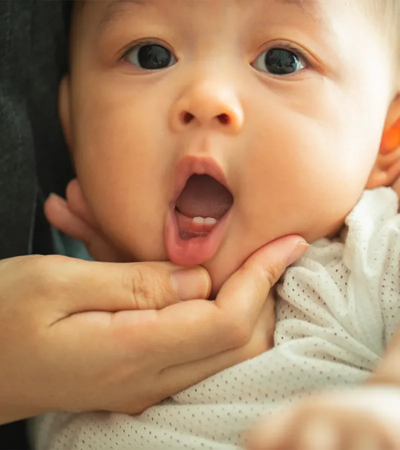 Igiene orale neonato: da dove si comincia